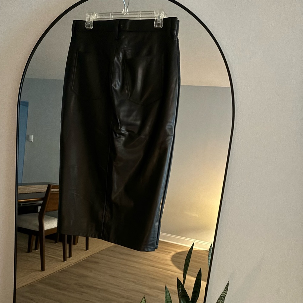 Abercrombie & Fitch Black Midi Skirt